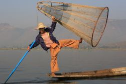 Mandalay – Heho – Inle Lake