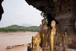 Luang Phrabang - Pak Ou Caves