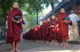 Myanmar tours