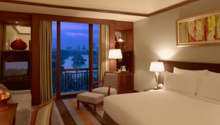 chatriumhotelroyallakeyangon5