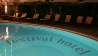 festivalhuehotel2