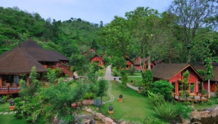 pristinelotussparesortinle1