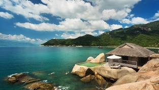 sixsensesninhvanbay