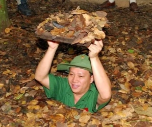 CU CHI TUNNELS - EXTRAORDINARY STORIES BENEATH THE EARTH (P2)