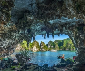 Why Ha Long Bay Is a Must-See Natural Wonder in Vietnam