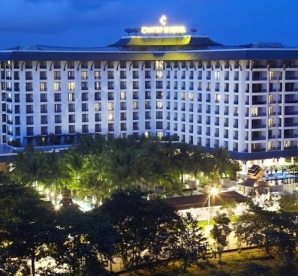 Chatrium Hotel Royal Lake Yangon