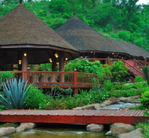 Pristine Lotus Spa Resort Inle