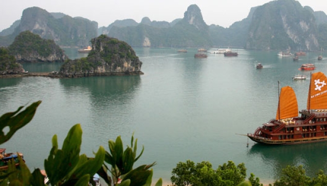 Jasmine Cruise Halong 