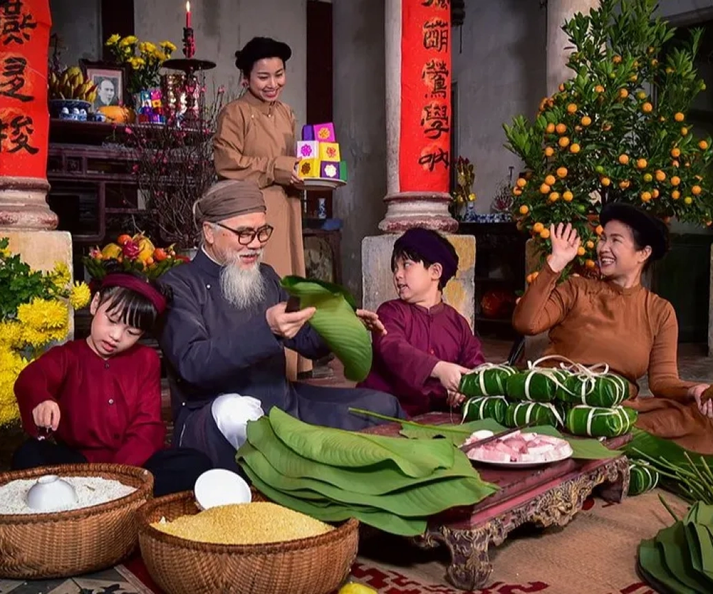 LUNAR NEW YEAR - A TRADITIONAL CUSTOM OF VIETNAM