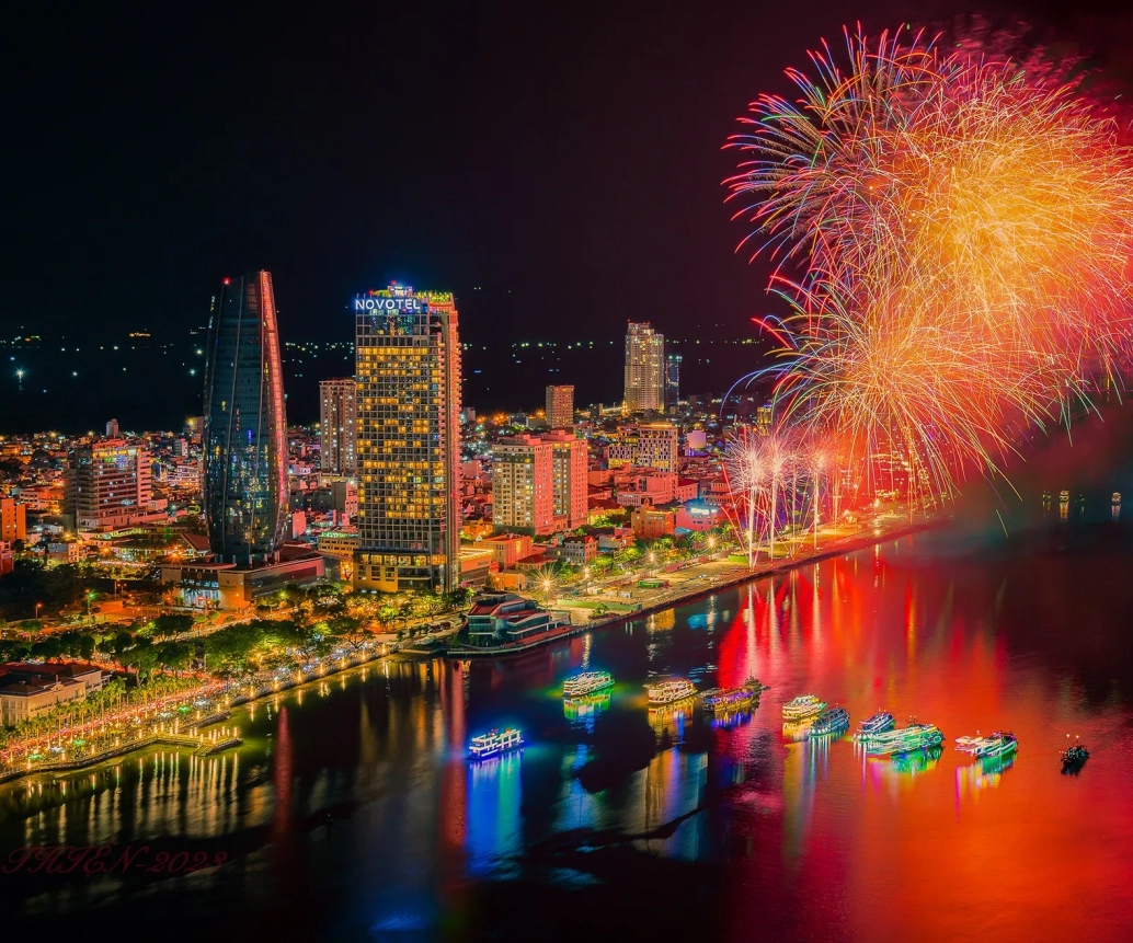When Fireworks Light Up the Sea: Da Nang’s Most Magical Summer Nights