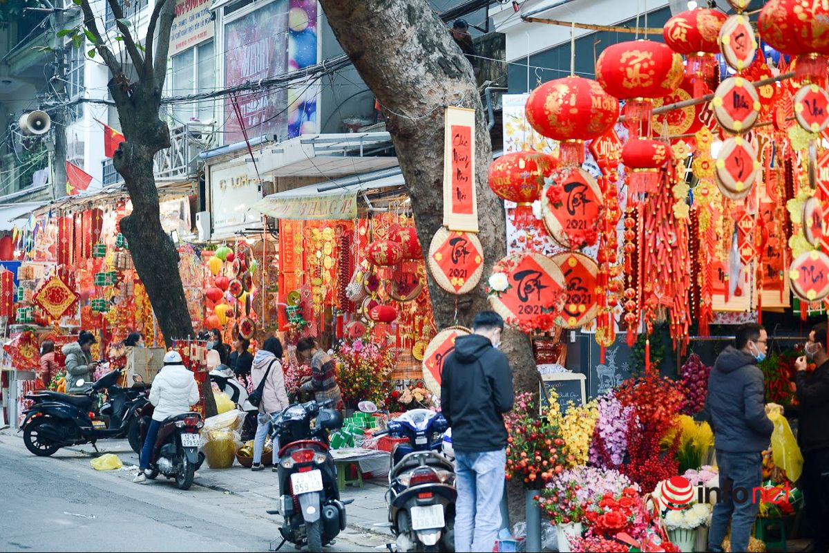 Lunar new year at Hang Ma Street