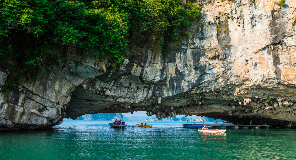 Ha Long Bay travel guide 