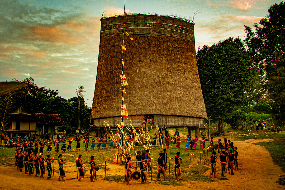 Central Highlands gong culture