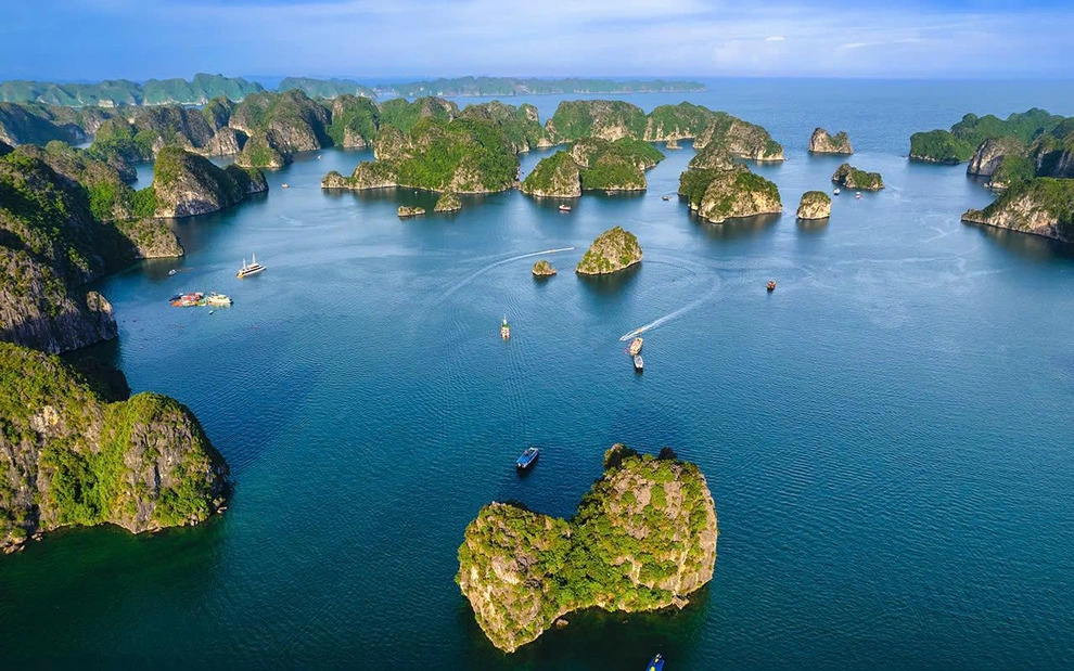The Natural Beauty of Lan Ha Bay