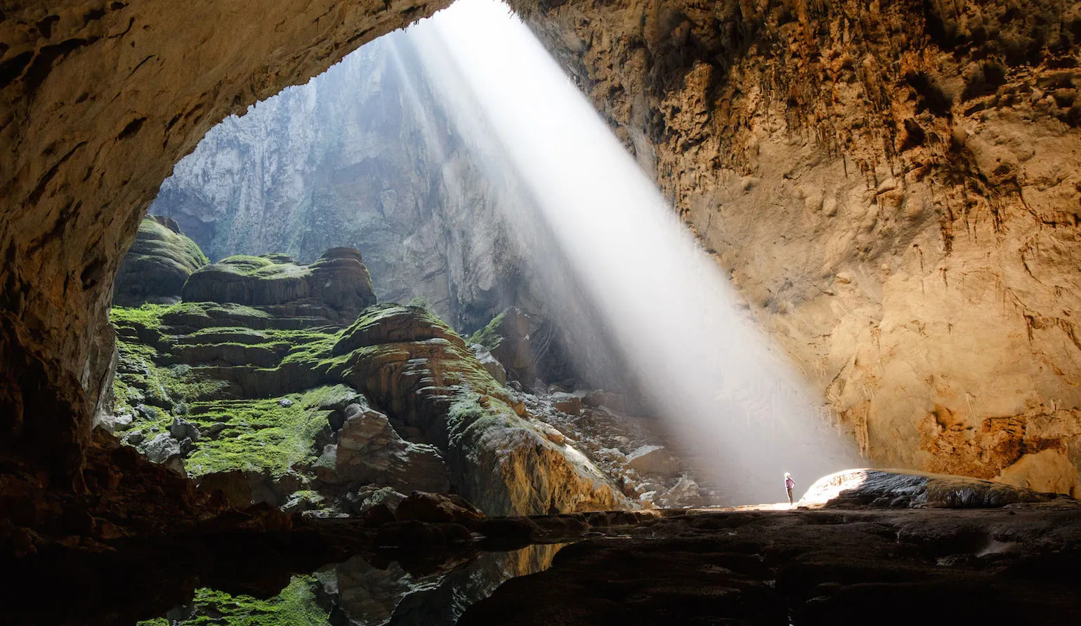 Son Doong Cave Tour