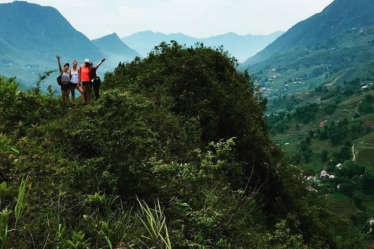 TREKKING IN SAPA VIETNAM
